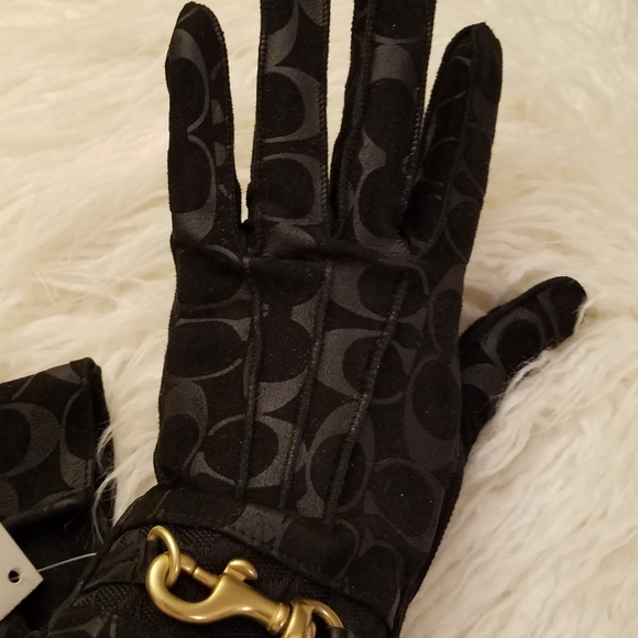 Coach black suede logo gloves. NWT. Vintage. Size 6.5 - Picture 2 of 8